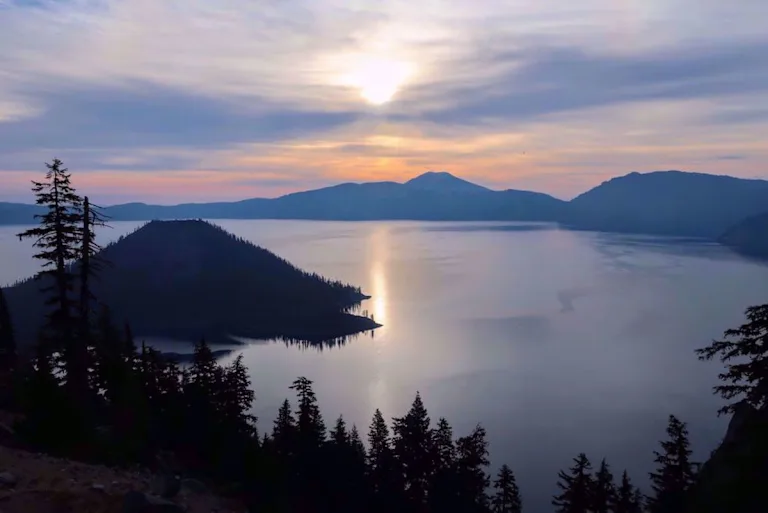 6-Day Crater Lake Spectacular Views & Trails Bike Tour