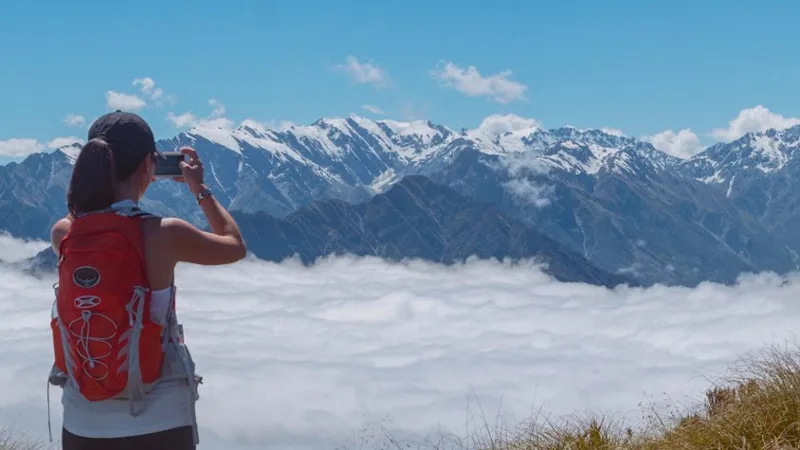 Benefits of Travelling Alone & Tips to Plan Like a Pro